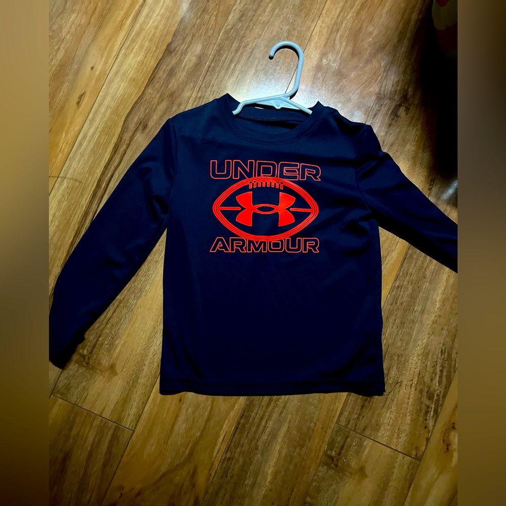 UA long sleeve tee